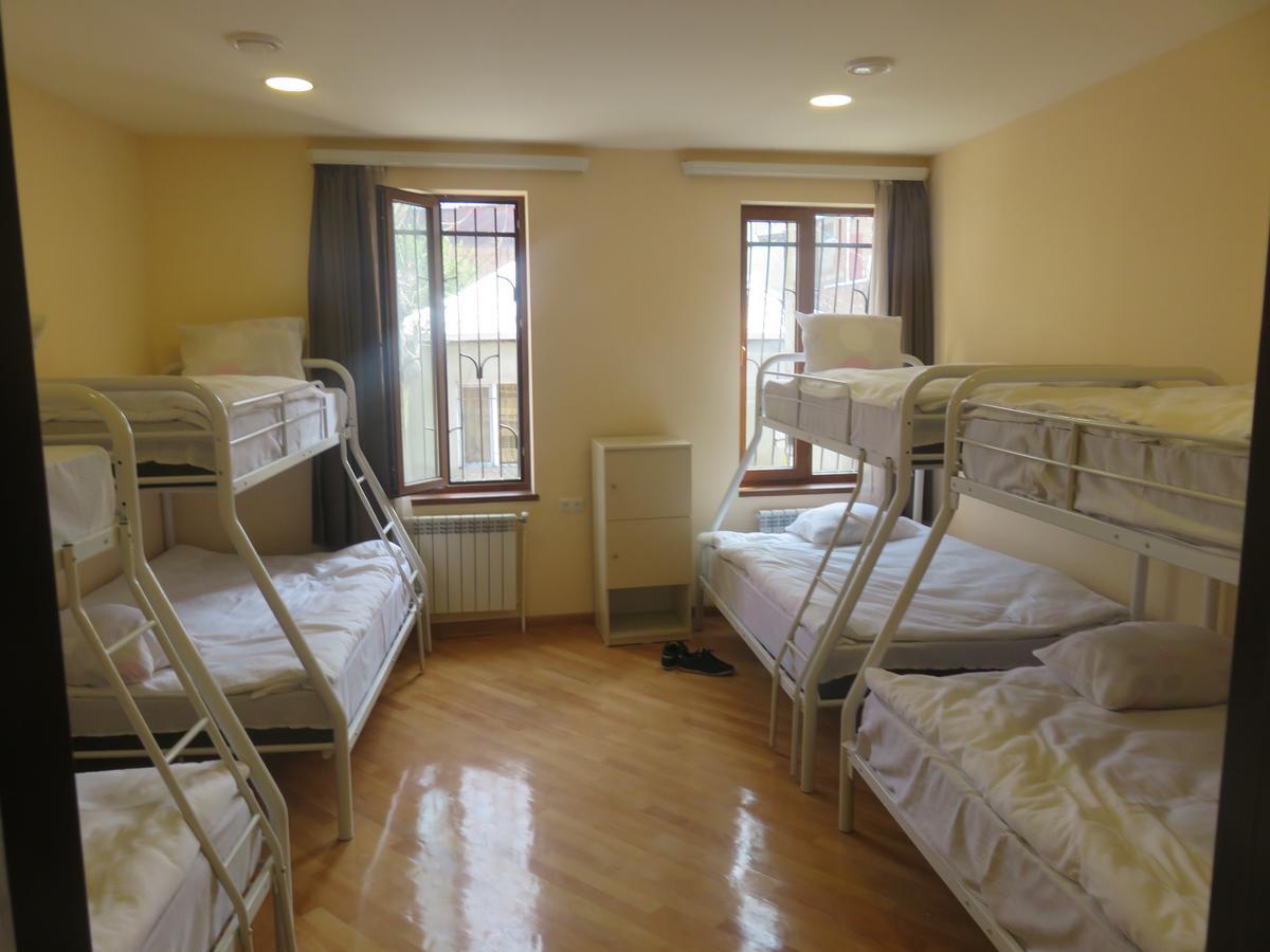 Tbilisi Viking Hostel Eksteriør billede